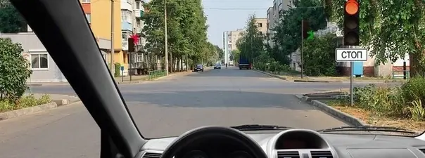 Дорожная ситуация: В каком месте Вам следует остановиться?