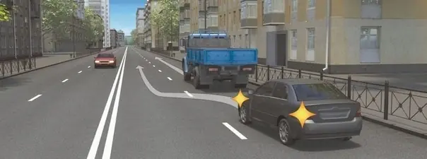 Дорожная ситуация: Какой маневр намеревается выполнить водитель легкового автомобиля?