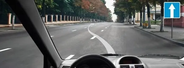 Дорожная ситуация: Вы намерены остановиться слева у тротуара. В каком случае Вы обязаны включить указатели поворота?