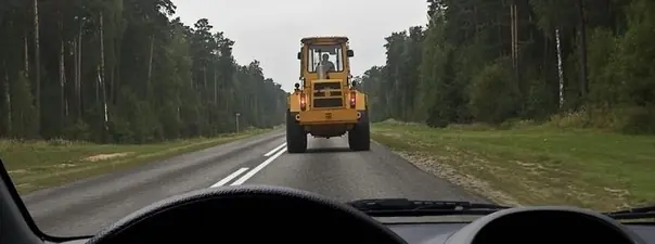 Дорожная ситуация: Можно ли Вам выполнить обгон при наличии данной разметки?