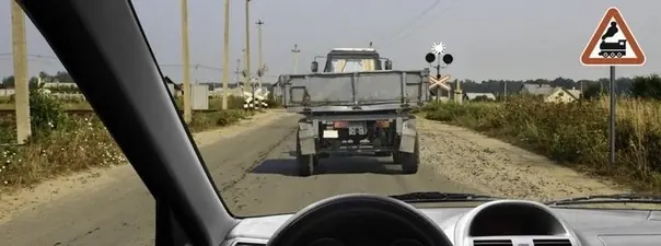 Дорожная ситуация: Можно ли Вам начать обгон в населённом пункте?