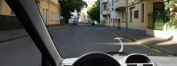 Дорожная ситуация: Разрешается ли Вам поставить автомобиль на стоянку в этом месте?