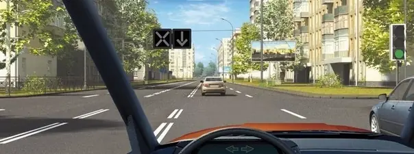 Дорожная ситуация: Разрешено ли Вам за перекрёстком выехать на полосу с реверсивным движением?